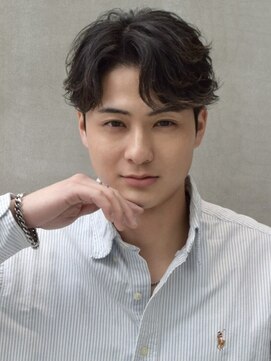 メンズサロン EIGHT MEN 北千住店【エイト】 フェザーパーマ/フェザーショート/刈り上げセンターパート