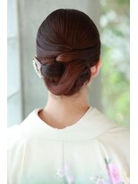 アトリエ木下 日吉店&nbsp;ねじりシニヨン