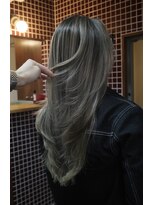 ティミスト 表参道(TTMIST)&nbsp;レイヤーカット/ハイライトカラー/バレイヤージュ/ブリーチ