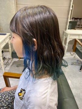 デイズ(days) インナーカラーピンクイヤリングカラー　ブリーチビビッドカラー