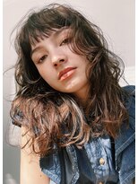 レジュアル(RESSUAL)&nbsp;大人可愛い20代30代40代インナーカラー小顔ウルフレイヤーボブ