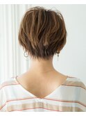 ふんわり無造作大人ショートボブ