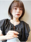 顔まわりレイヤー/切りっぱなしボブ/ミディアム
