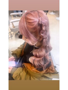 プーペ(pupe) 編み込みツインテール