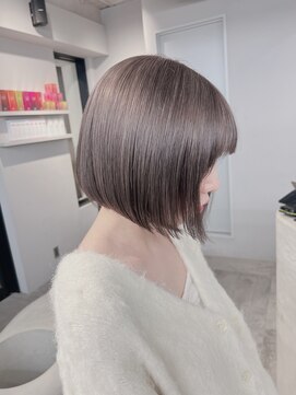 サイ アオヤマ(sai AOYAMA) ミルクティーグレージュ