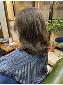 オリーブアッシュ　20代30代40代50代60代　おすすめスタイル