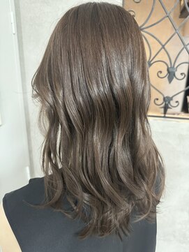 ルノン シェリー(LUNON cheliy) アッシュベージュ/ブリーチなし/ツヤ髪