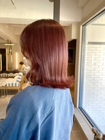 リーファ(reefur)&nbsp;小顔ミディアム切りっぱなし外ハネボブくびれミディ