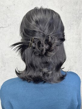 ラカシェット(la-cachette) ゆるふわカチモリハーフアップ