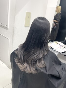 アライブ キチジョウジ(ALIVE Kichijoji) グレージュグラデーションカラー