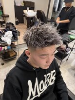 イーラ アメ村店(era) メンズパーマホワイトメッシュツイストジェットモヒカン