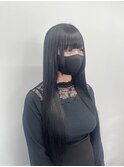 漆黒ロングヘアー