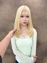 サイ(sAi) 滋賀 韓国レイヤー 顔周りカット ダブルカラー ブリーチ