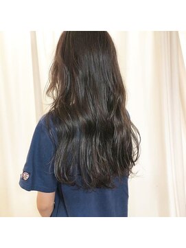 ヘアーアンドメイク ヒューラ 立川店(HAIR&MAKE hurra) 柔らかカールなロングヘア＆イルミナカラー