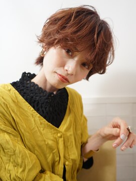 ネオリーブ チロル 横浜西口店(Neolive CiroL.) オレンジベージュ　マッシュパーマ