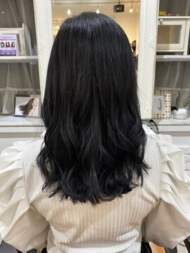 ジーナ 新宿(Zina) ブルーブラック