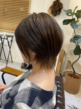 チリンバイロストシティー(Chillin by LOSTCITY) ウルフショート髪質改善白髪ぼかしハイライトインナーーカラー