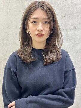 ガーデン オオタカノモリ(garden otakanomori) ふんわりミディアム×小顔前髪レイヤーカット×ツヤ髪スタイルh