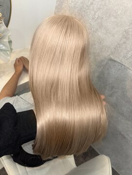 ラビス 池袋(Lovis) 《鳥越》ワンレン/小顔[エクステ/インナーカラー/韓国/池袋]