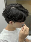 天神ニュアンスパーマフェザーパーマセンターパートウルフカット