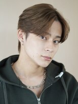 韓国メンズピンクベージュミルクティーカラーセンターパートヘア