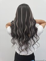 ロサ ファイブヘアー(Rosa..5Hair) 黒髪との相性抜群！シルバーハイライト！