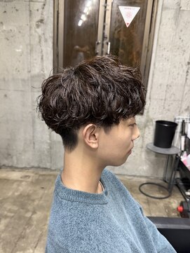 冬に合わせたシャドウパーマ