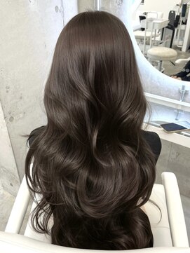 アイシー 表参道(ICY) 透明感オリーブブラウン/レイヤーカット