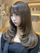 ディーバ 横浜(D.I.E.V.A)&nbsp;10代20代30代髪質改善小顔ロングレイヤーカットグレージュ