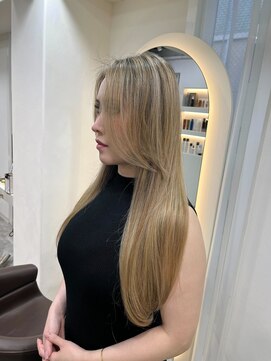 ボンズサロン 麻布十番 パティオ通り店(BONDZSALON) 外国人風ハイライト×バレイヤージュ【麻布十番駅/六本木駅】