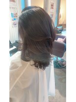 ボニークチュール(BONNY COUTURE)&nbsp;外ハネ☆ミディアムレイヤー(^-^)