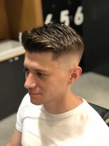 フランクスバーバー アンド ビアークラブ(FRANK'S BARBER and BEER CLUB)&nbsp;ワイルドアップバングかき上げスキンフェードカット