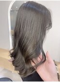 エアリーミディショートパーマ黒髪ホワイトアッシュ