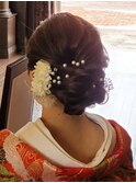 花嫁 ツイスト 柔らかさ シンプル シニヨン ヘアアレンジ