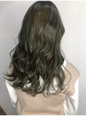 オリーブグレーオリーブグリーンチャコールグレージュ