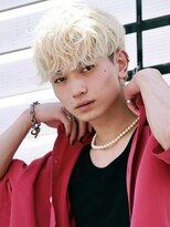 ウェイビーエフティフィフス 横浜西口(WAVEY ft.fifth)&nbsp;センターパート波巻きスパイラルツイストパーマ無造作ウルフ