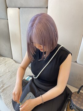 アナ ラーナ(Anna Lanna) 柔らかピンクラベンダーベージュ×ボブ