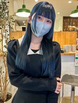 アンドファイン ヘアビューティー(＆Fine hair beauty)&nbsp;ネイビーブルーカラー×顔周り姫カット