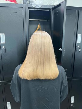 ワンズ ナゴヤ ヴィラ 名古屋栄(ONE's NAGOYA VILA) シアーカラー/カール/セミディ/姫カット