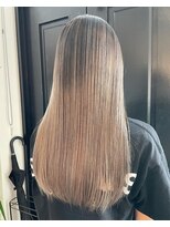 トラ バイ プティパ(Tora by petit pas) バレイヤージュカラー♪♪