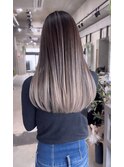 レイヤーボブハイライトブリーチレイヤーハイトーングレージュ