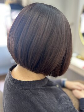 アオ 花咲町(a-o) ツヤ髪ピンクボブ♪