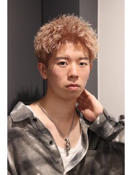 トゥルークリエイション 大宮(True Creation) ハイトーンスパイキーショート