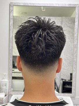 リバティシェアバーバー 銀座2nd(LIBERTY SHARE BARBER) スパイキーショート×テーパーフェード