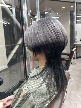 イースブルー 高松店(Y’s Blue) ◎お客様スタイル◎シルバー×ブラック