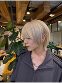 ハイトーンベージュ/ミディアムウルフ