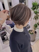 ステアケース ギンザセブン(stair:case ginza7)&nbsp;大人白髪ぼかしハイライトグレージュショートボブ