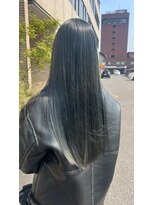 へアサロンアンドカフェガーデン(hair salon&cafe GARDEN)&nbsp;ブリーチカラー，ブルーブラック