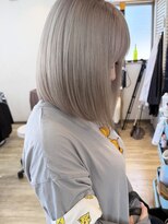 ヘアーデザイン アコースティック(Hair Design ACOUSTIC)&nbsp;ホワイトぐれ