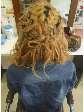 ヘアセットサロンエッジ(Edge) 編込みが好き過ぎるハーフアップ